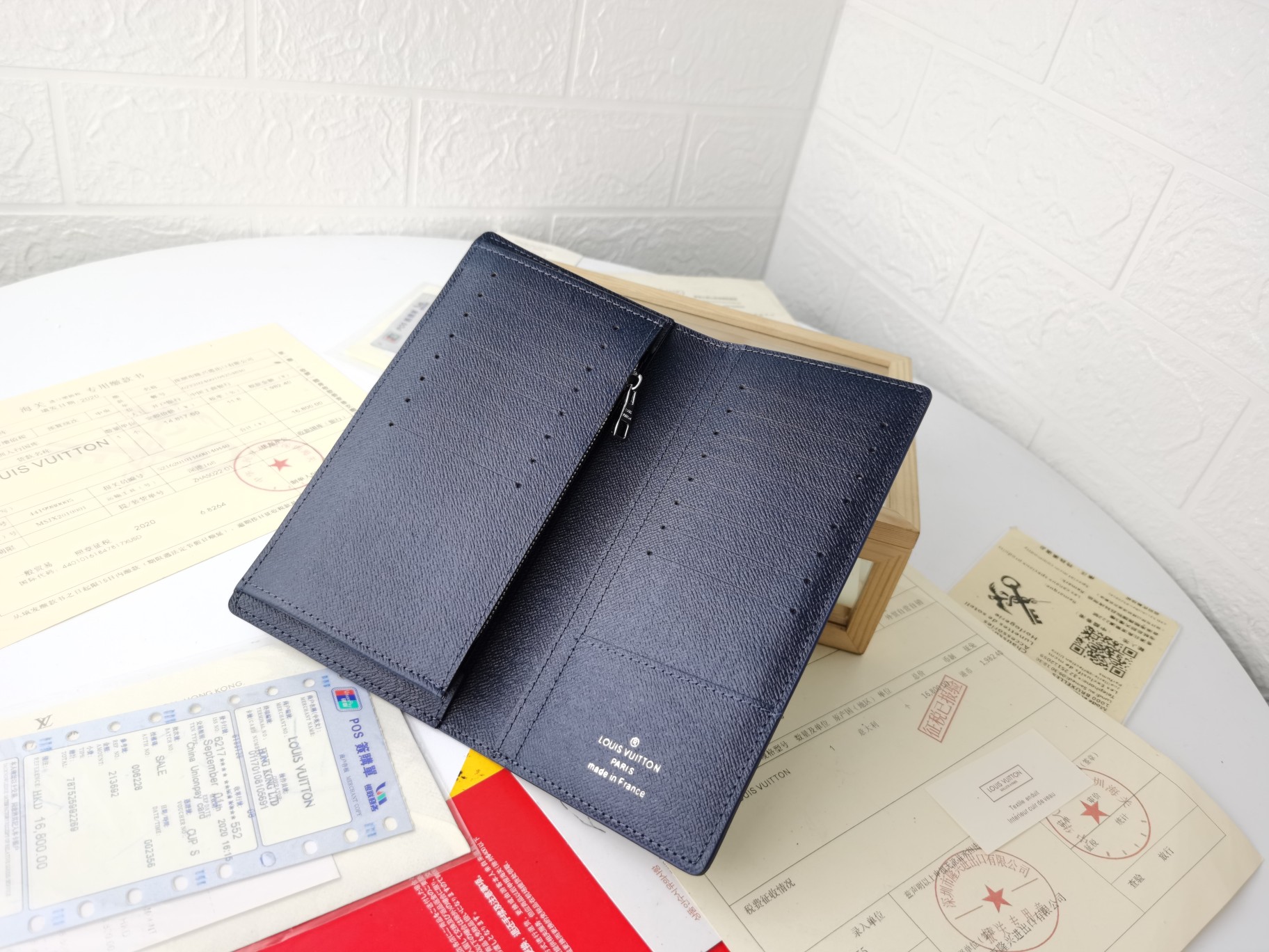 【LOUIS VUITTON】19*10CM