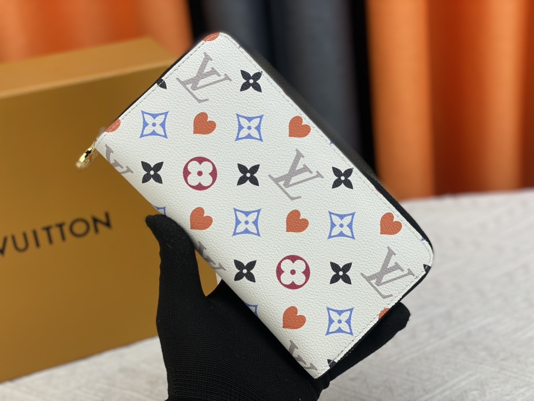 【LOUIS VUITTON】19.5 x 10.5 x 2.5 cm