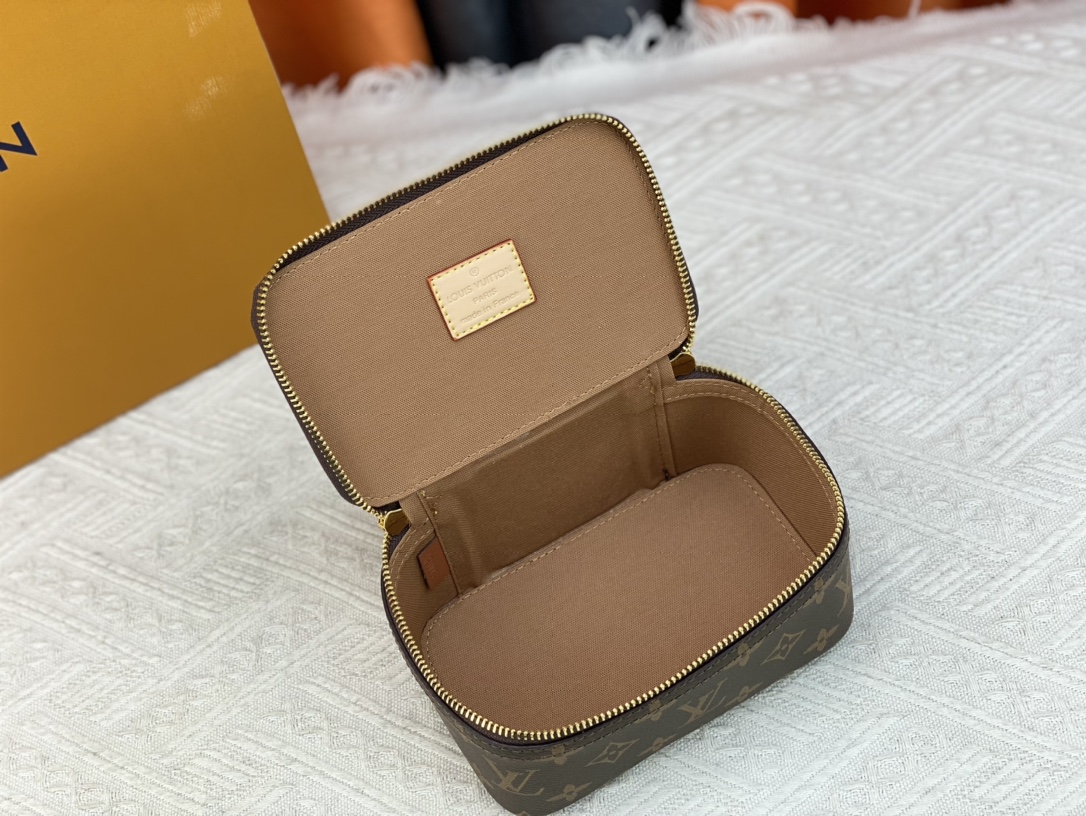 【LOUIS VUITTON】収納ケース