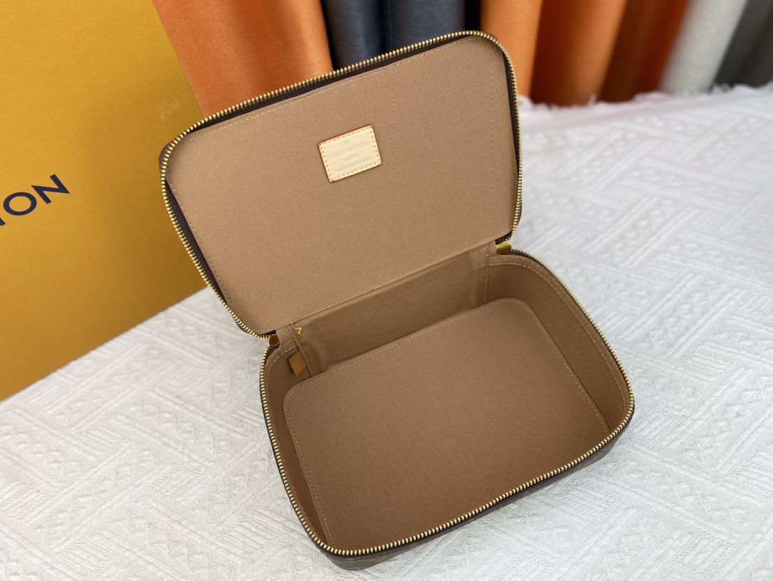 【LOUIS VUITTON】収納ケース