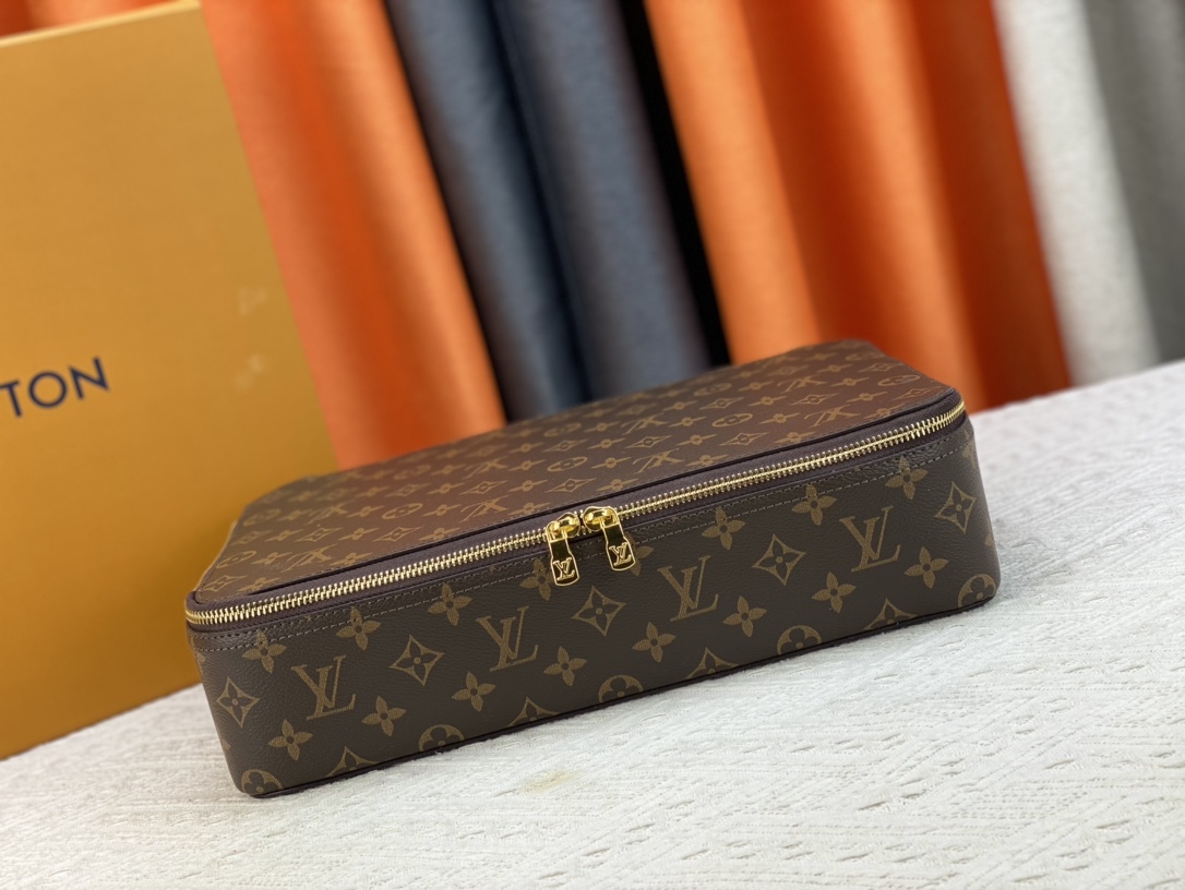 【LOUIS VUITTON】収納ケース