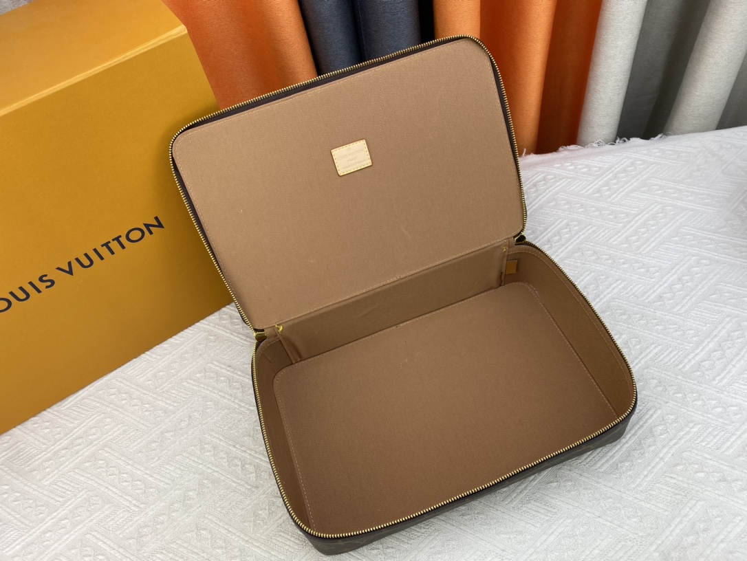 【LOUIS VUITTON】収納ケース