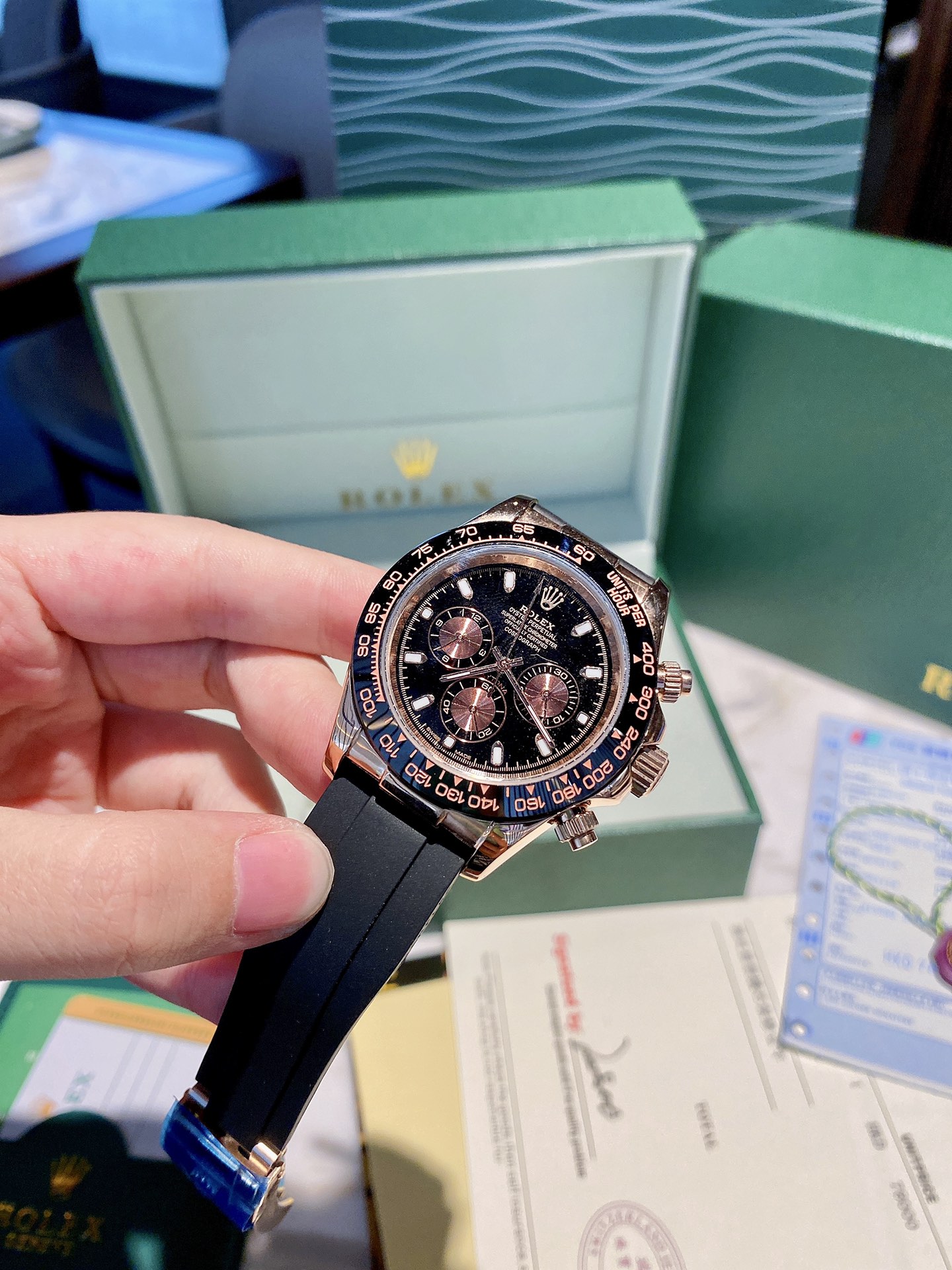 【20-25日間の輸送時間】【ROLEX】 デイトナ   40mm