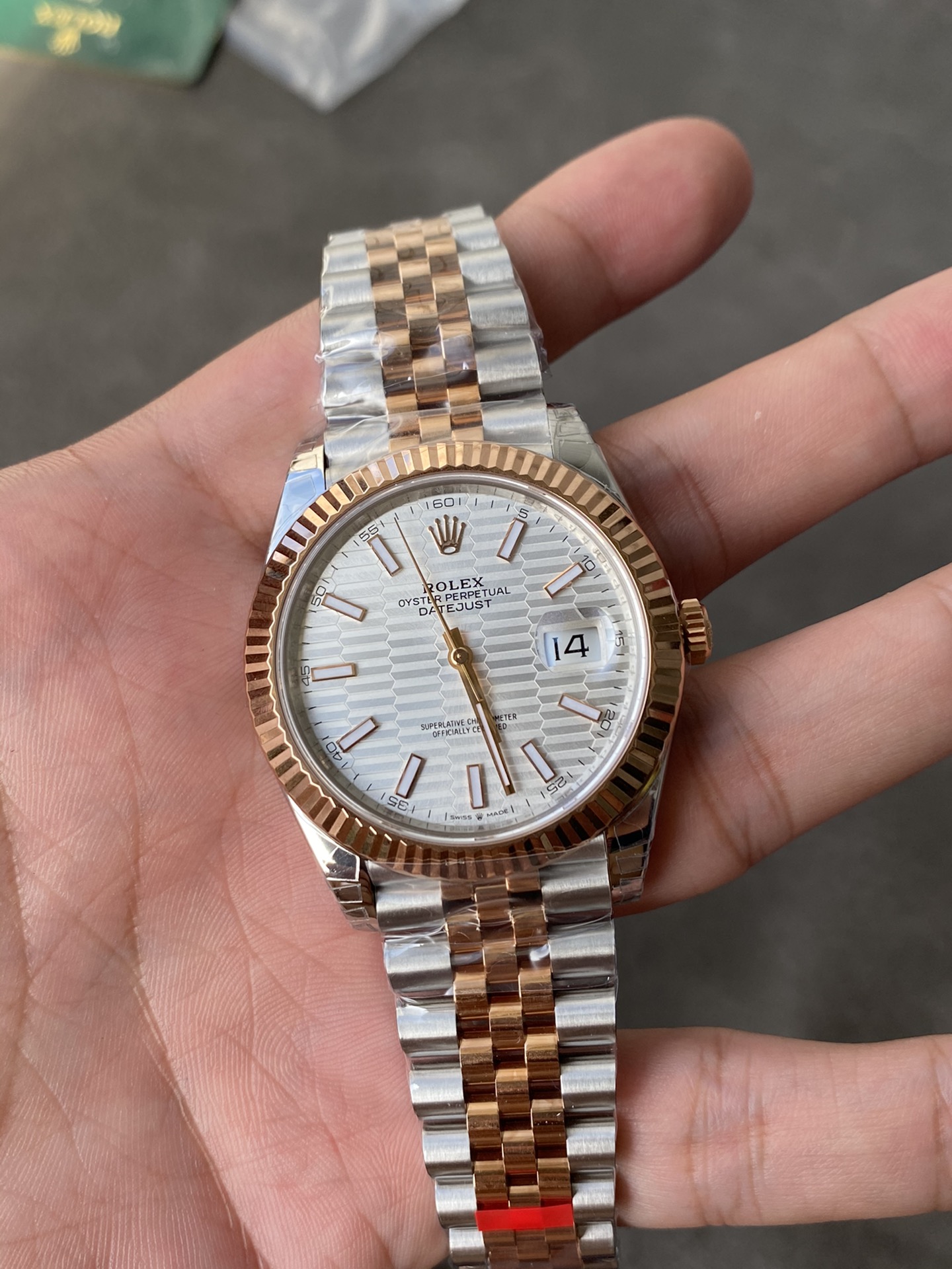 【20-25日間の輸送時間】【ROLEX】デイトジャスト 41mm