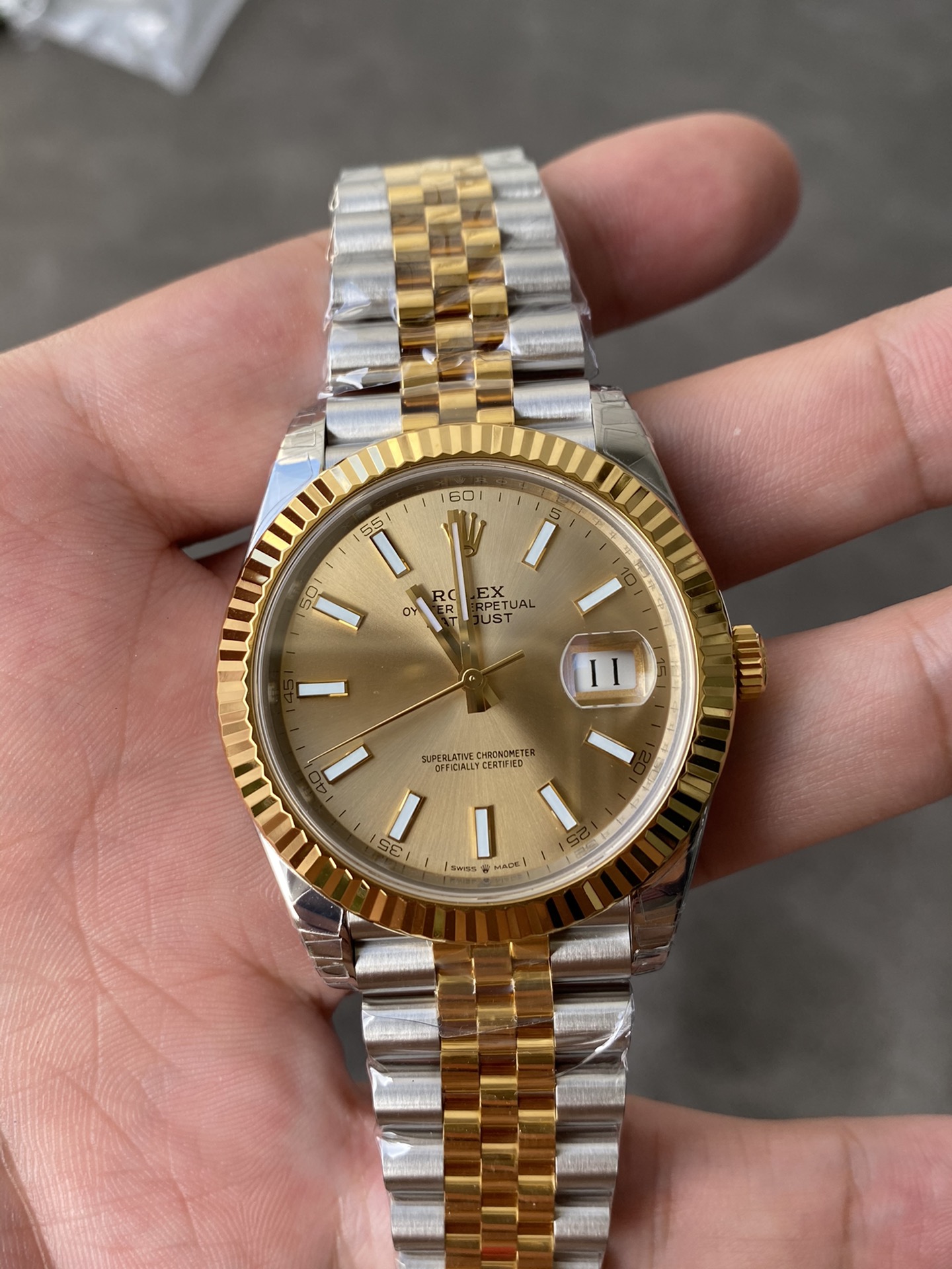 【20-25日間の輸送時間】【ROLEX】デイトジャスト 41mm