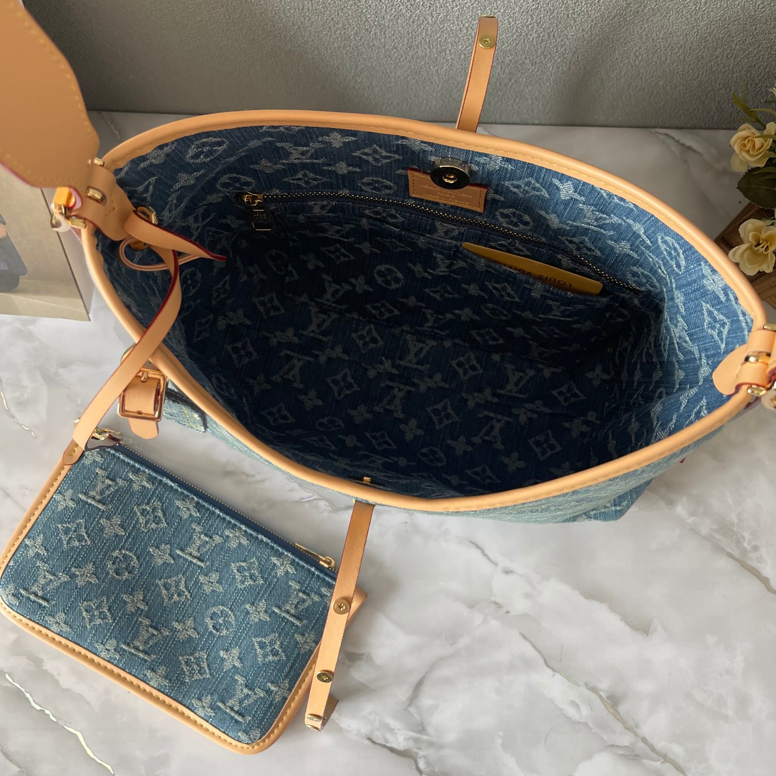 【LOUIS VUITTON】CarryAll