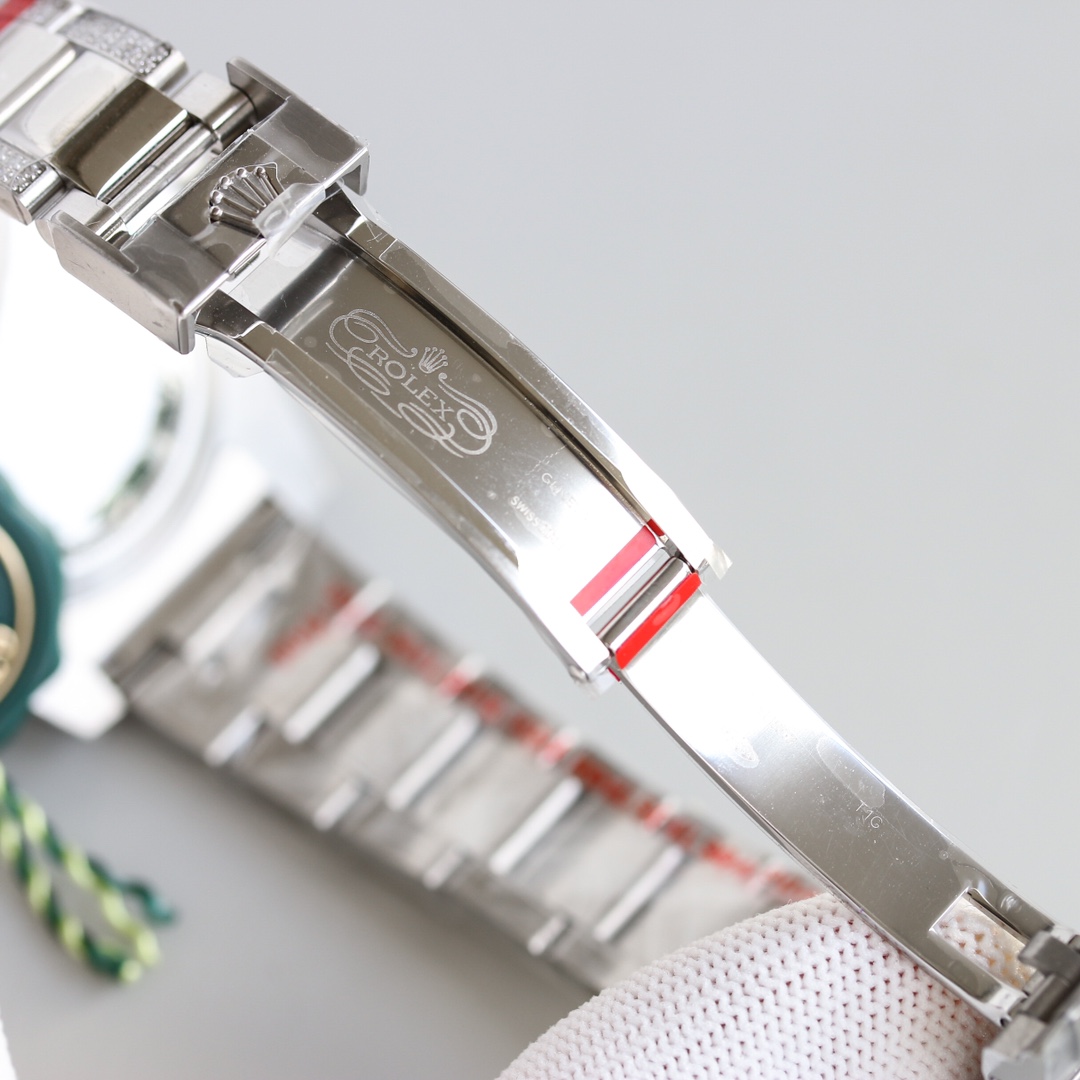 【18-22日にお届け】Rolex メンズ 腕時計 サブマリーナー  40MM 