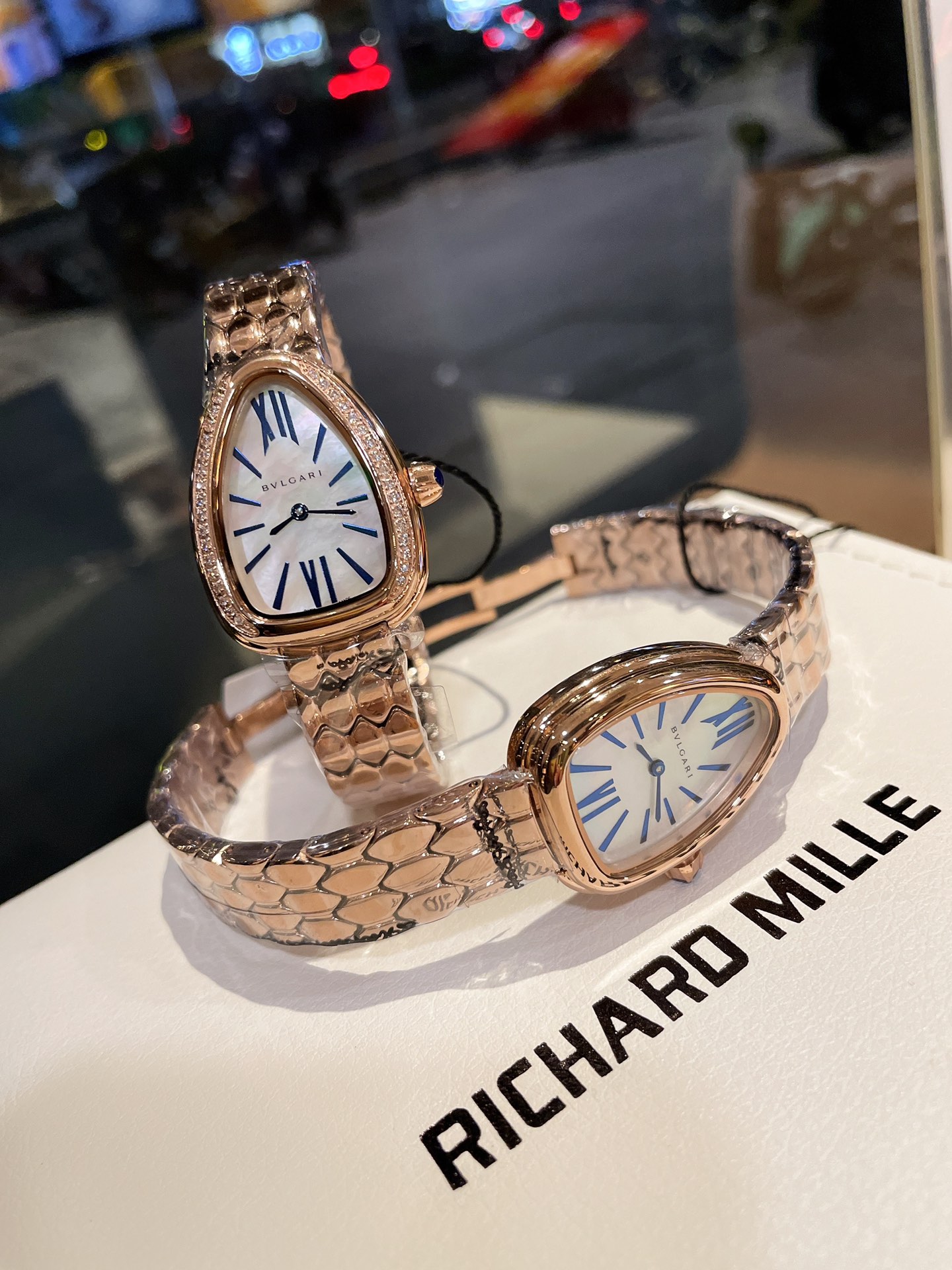 【18-22日にお届け】BVLGARI レディース 腕時計  
