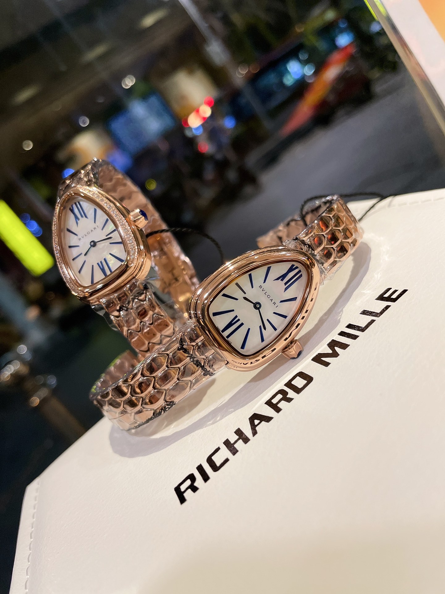 【18-22日にお届け】BVLGARI レディース 腕時計  