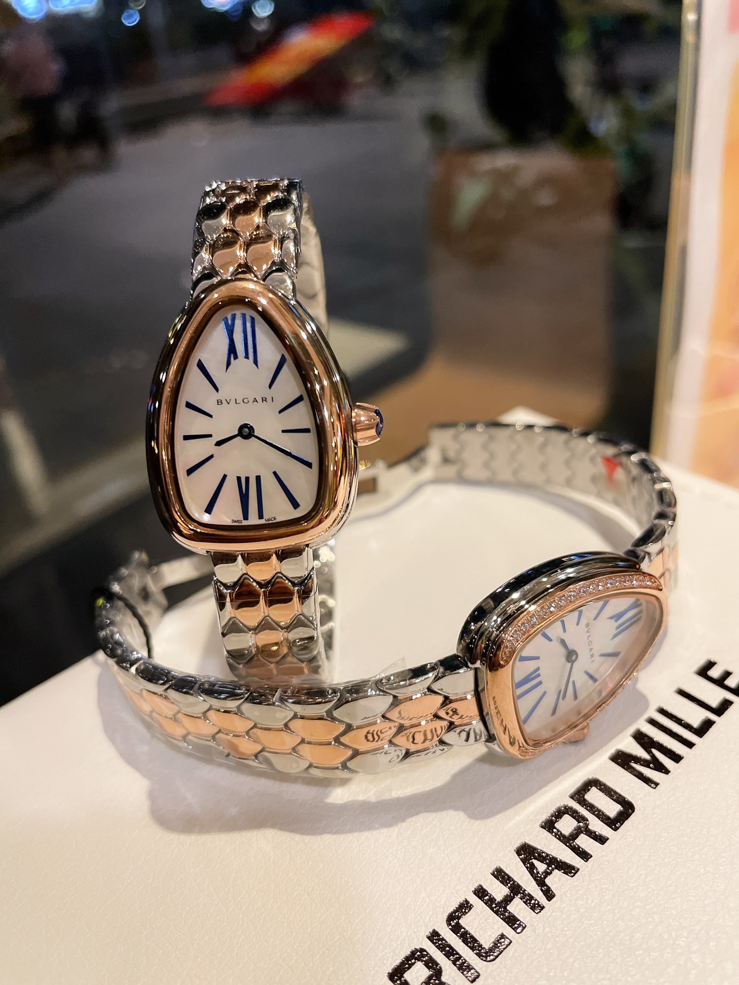 【18-22日にお届け】BVLGARI レディース 腕時計  