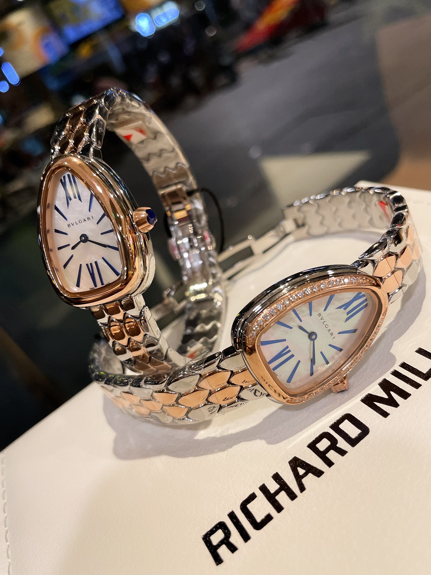 【18-22日にお届け】BVLGARI レディース 腕時計  