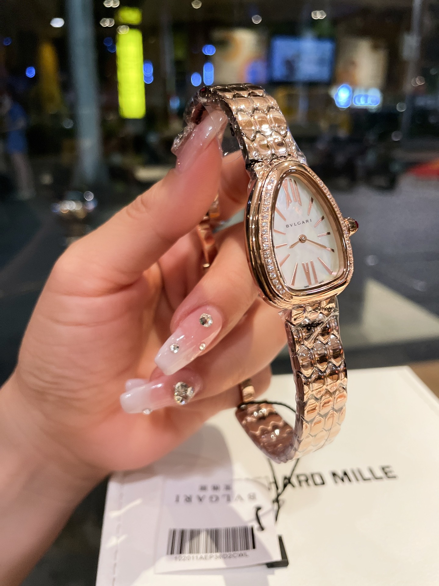 【18-22日にお届け】BVLGARI レディース 腕時計  