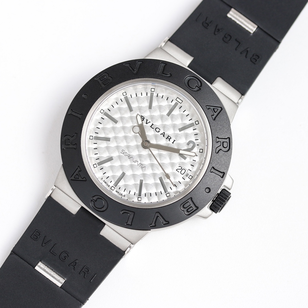 【18-22日にお届け】BVLGARI メンズ 腕時計  40MM 