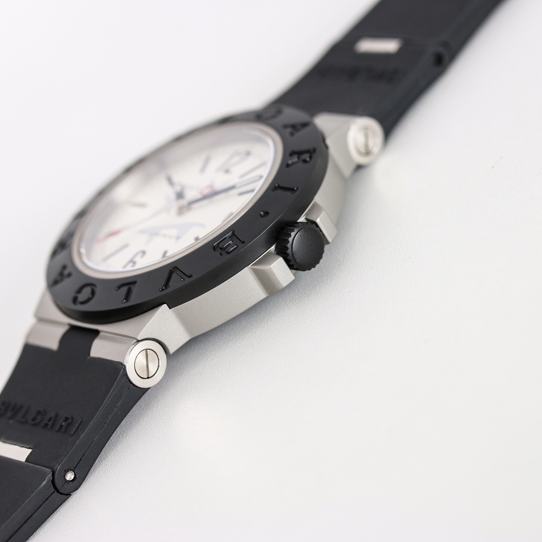 【18-22日にお届け】BVLGARI メンズ 腕時計  40MM 