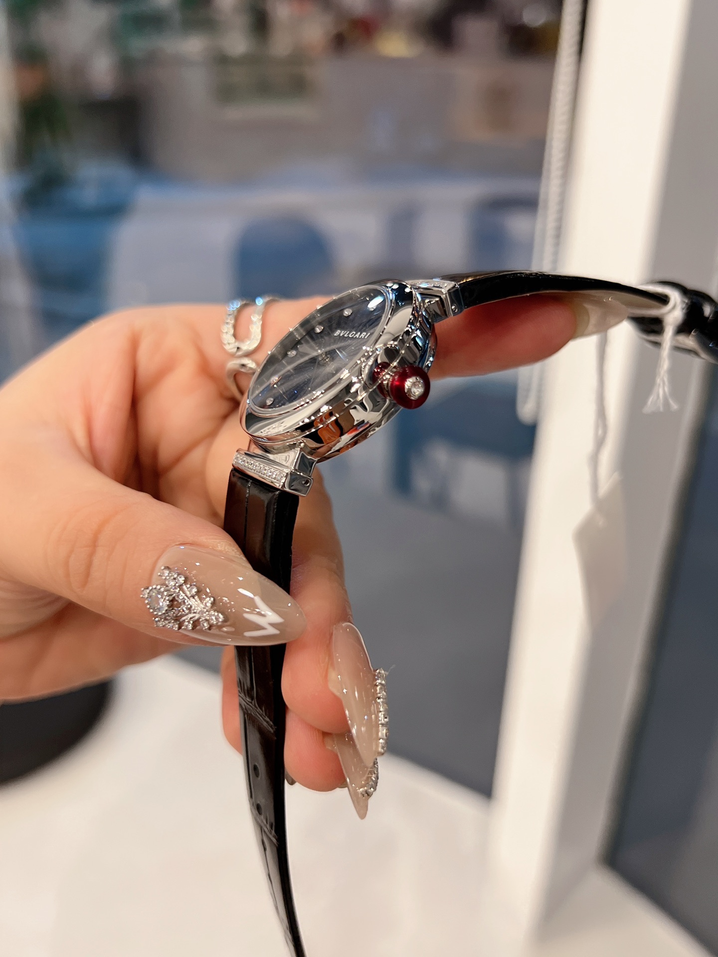 【18-22日にお届け】BVLGARI レディース 腕時計   33MM