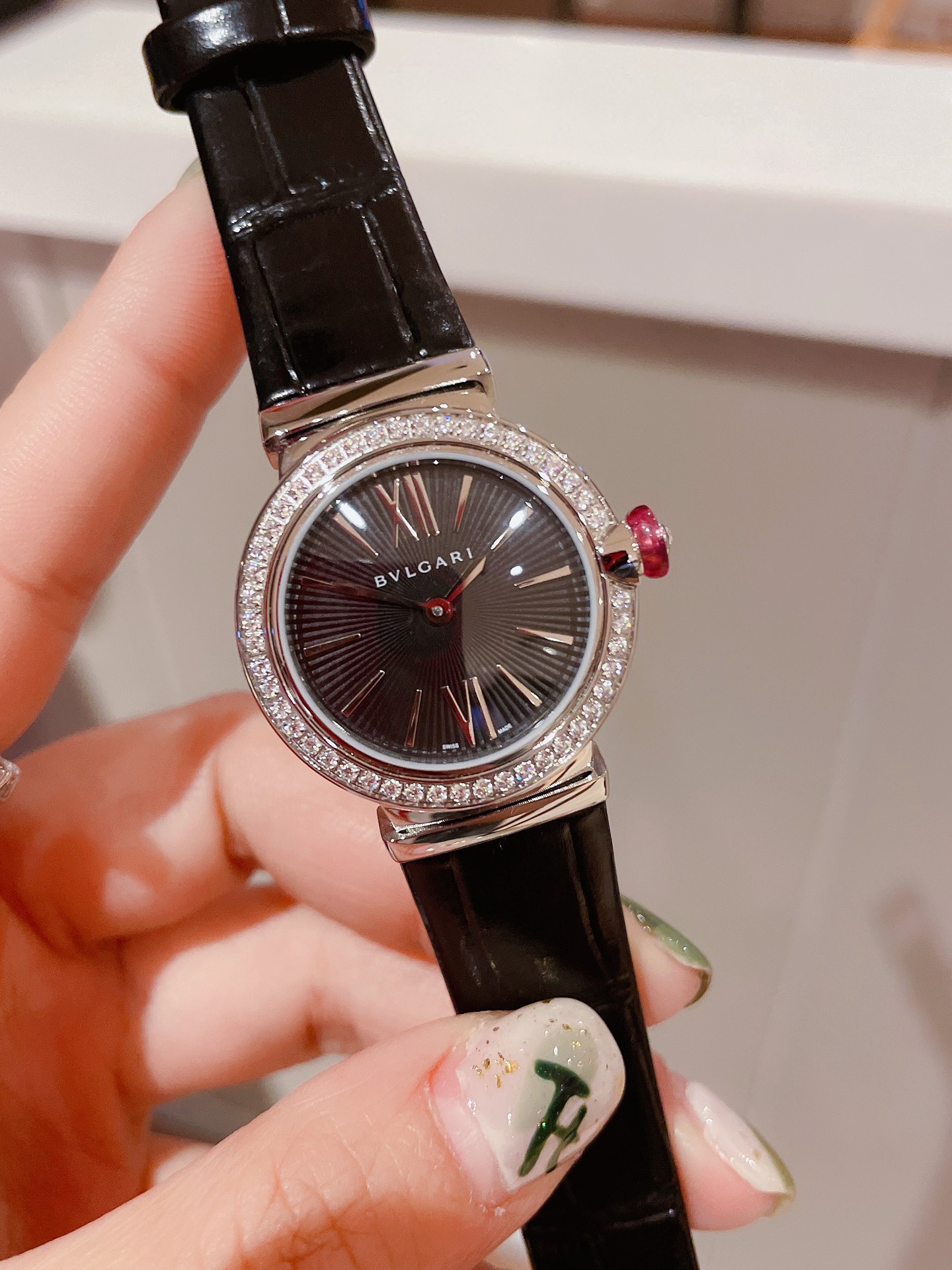 【18-22日にお届け】BVLGARI レディース 腕時計   28MM