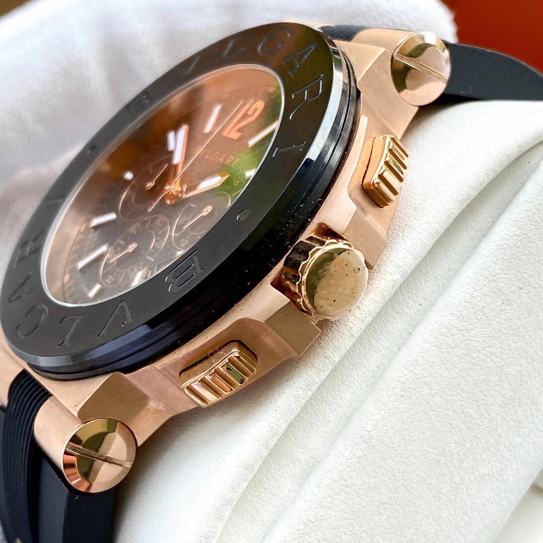 【18-22日にお届け】BVLGARI メンズ 腕時計  43MM 
