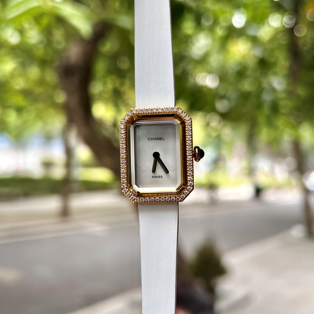 【18-22日にお届け】CHANEL  レディース 腕時計   