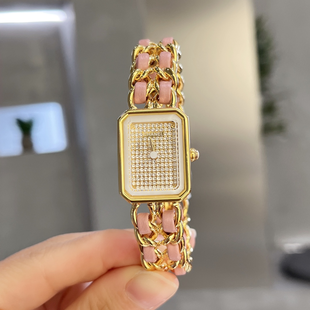 【18-22日にお届け】CHANEL  レディース 腕時計   