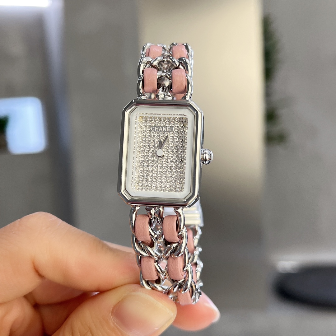 【18-22日にお届け】CHANEL  レディース 腕時計   