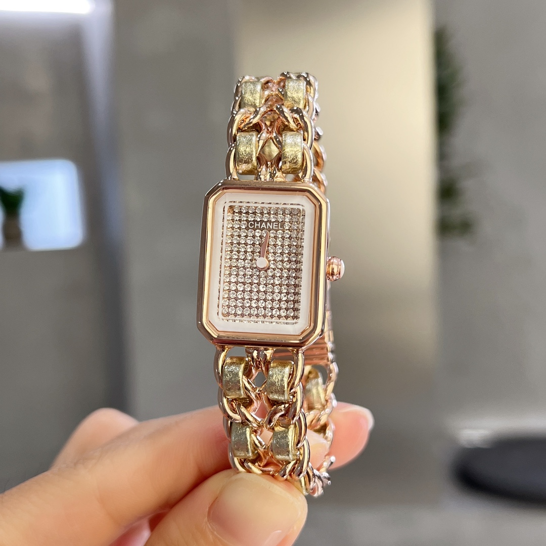 【18-22日にお届け】CHANEL  レディース 腕時計   