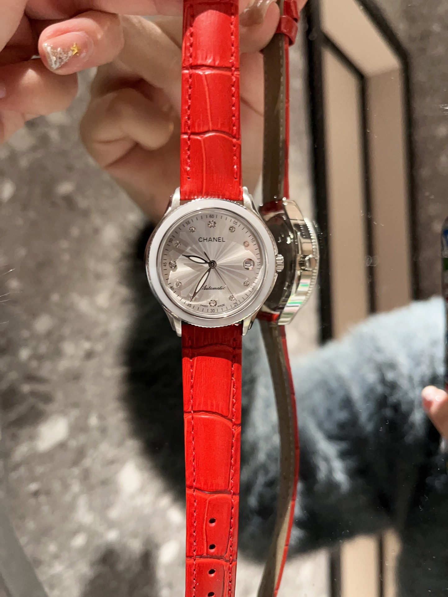 【18-22日にお届け】CHANEL  レディース 腕時計   33MM