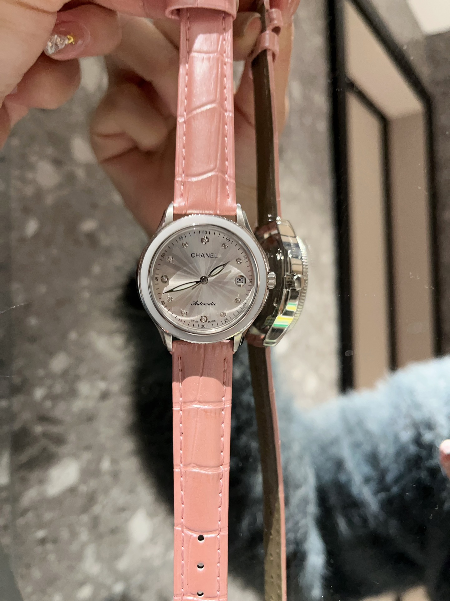 【18-22日にお届け】CHANEL  レディース 腕時計   33MM