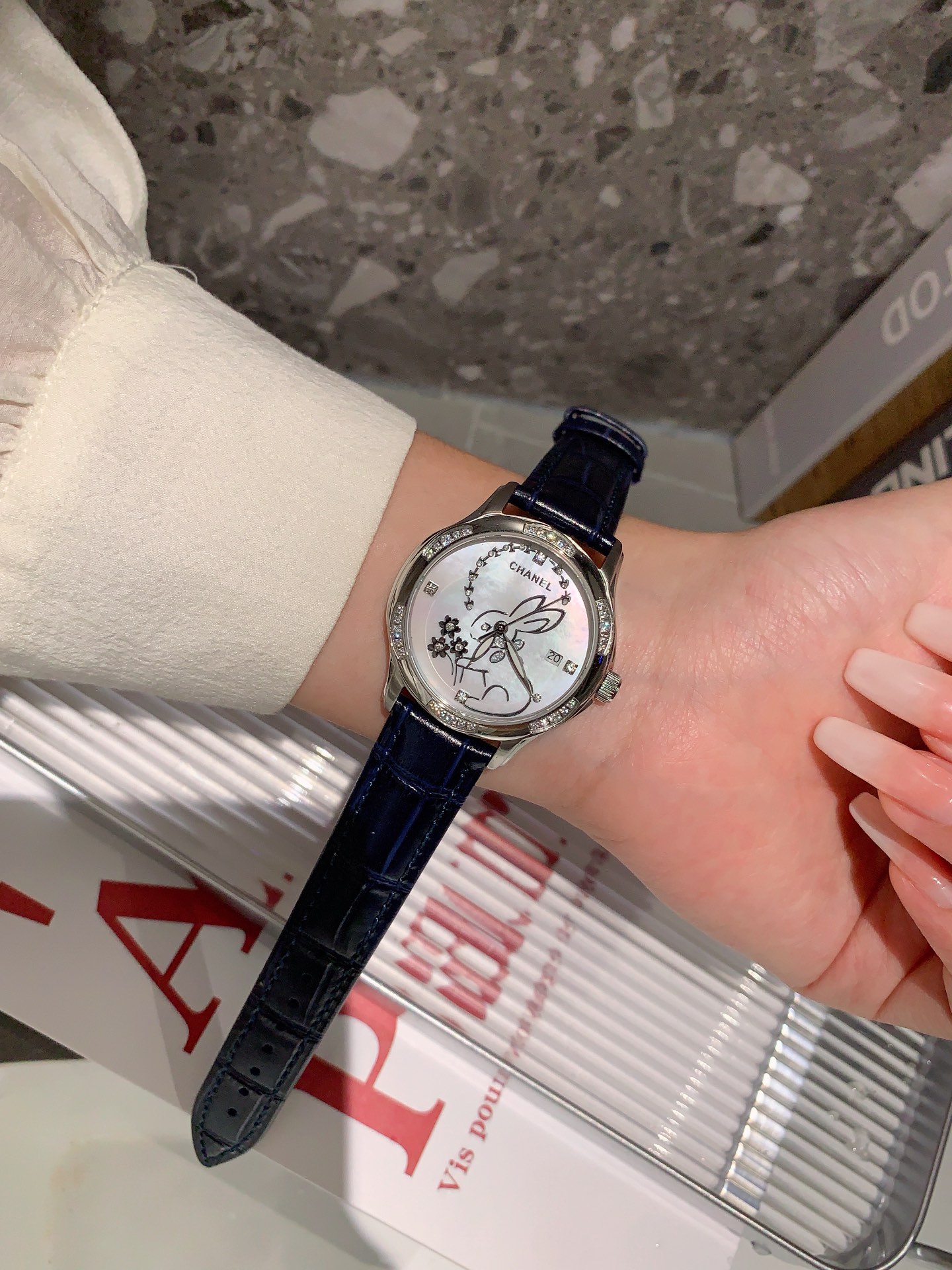 【18-22日にお届け】CHANEL  レディース 腕時計   34MM