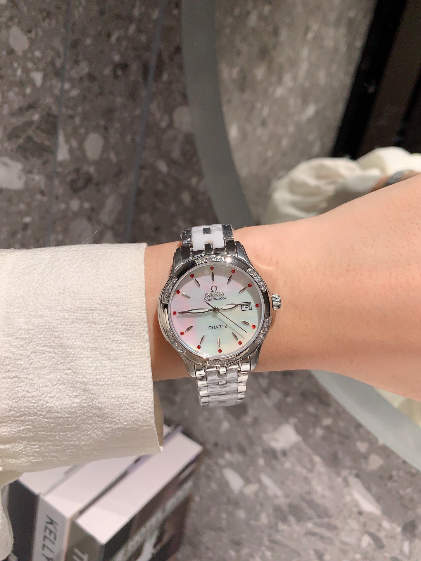 【18-22日にお届け】OMEGA  レディース 腕時計   34MM