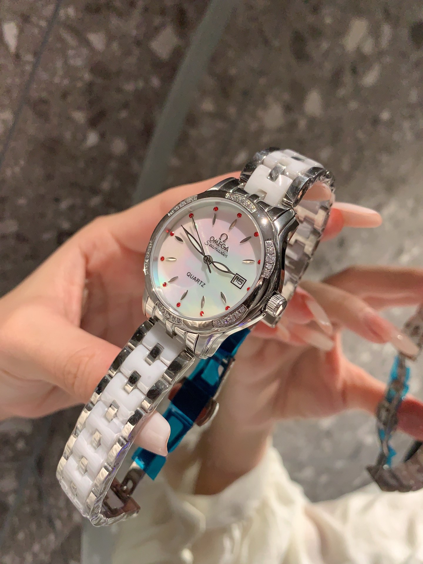 【18-22日にお届け】OMEGA  レディース 腕時計   34MM