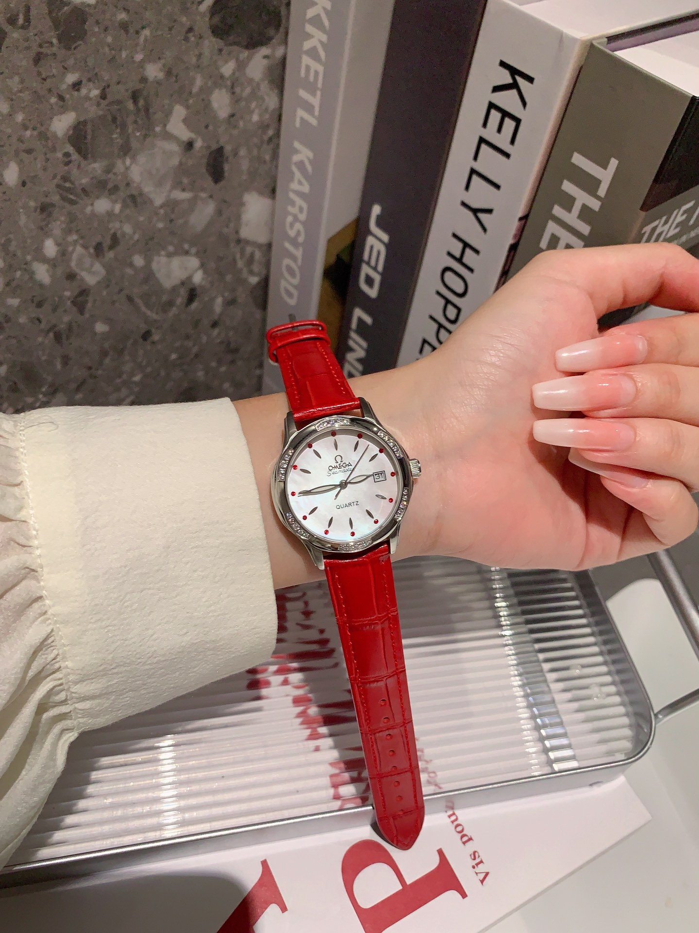 【18-22日にお届け】OMEGA  レディース 腕時計   34MM