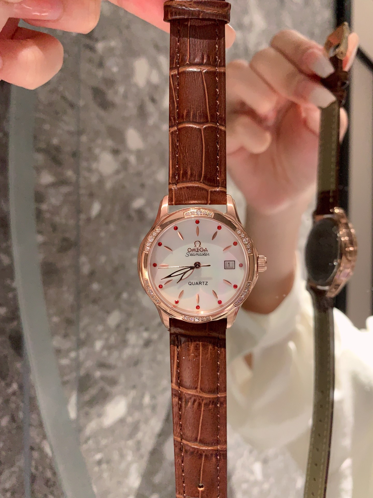 【18-22日にお届け】OMEGA  レディース 腕時計   34MM