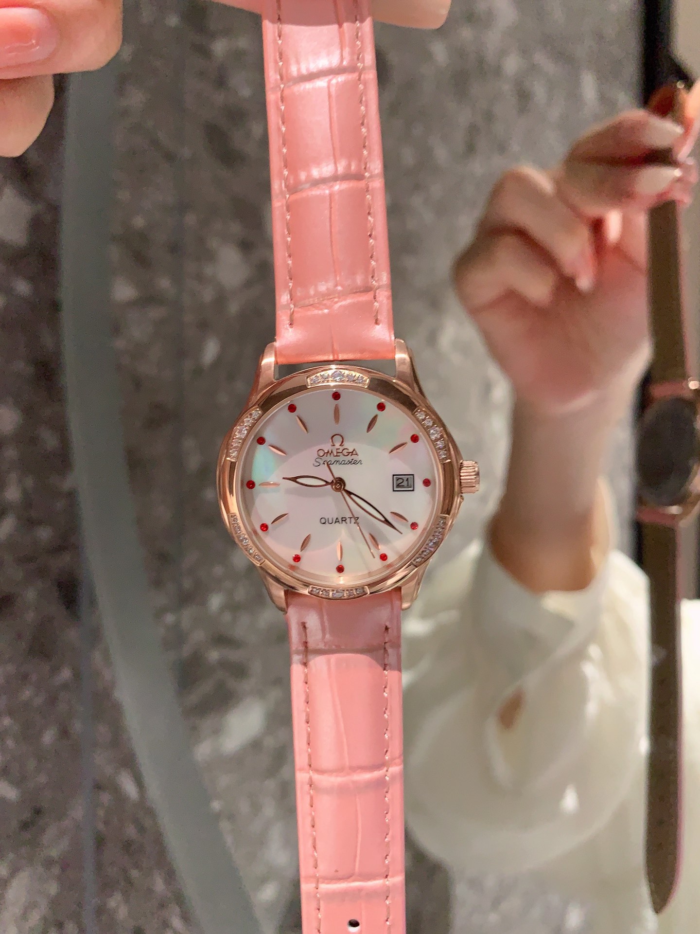 【18-22日にお届け】OMEGA  レディース 腕時計   34MM