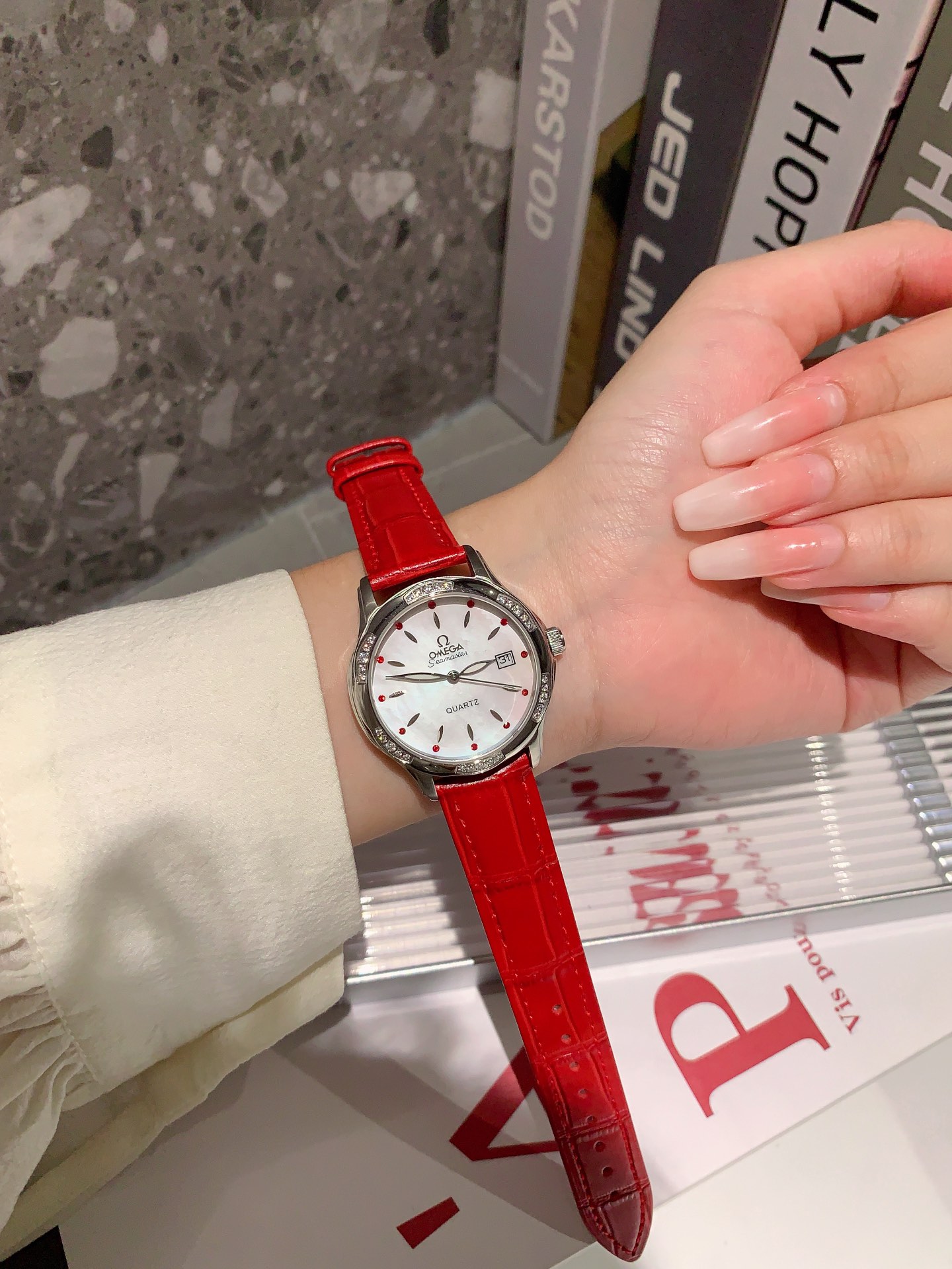 【18-22日にお届け】OMEGA  レディース 腕時計   34MM