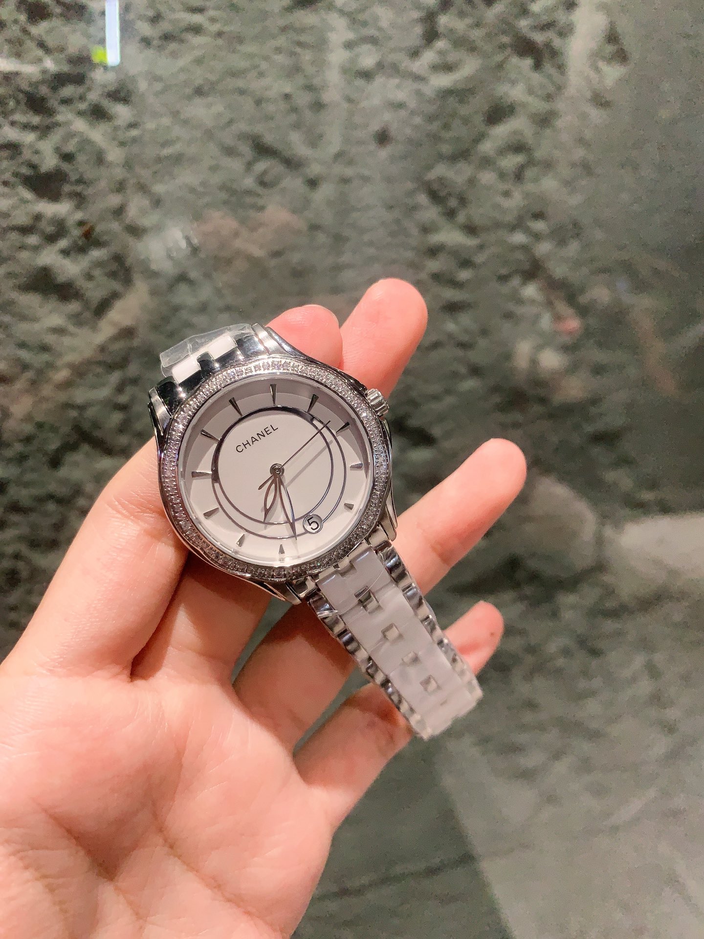 【18-22日にお届け】CHANEL  レディース 腕時計   35MM