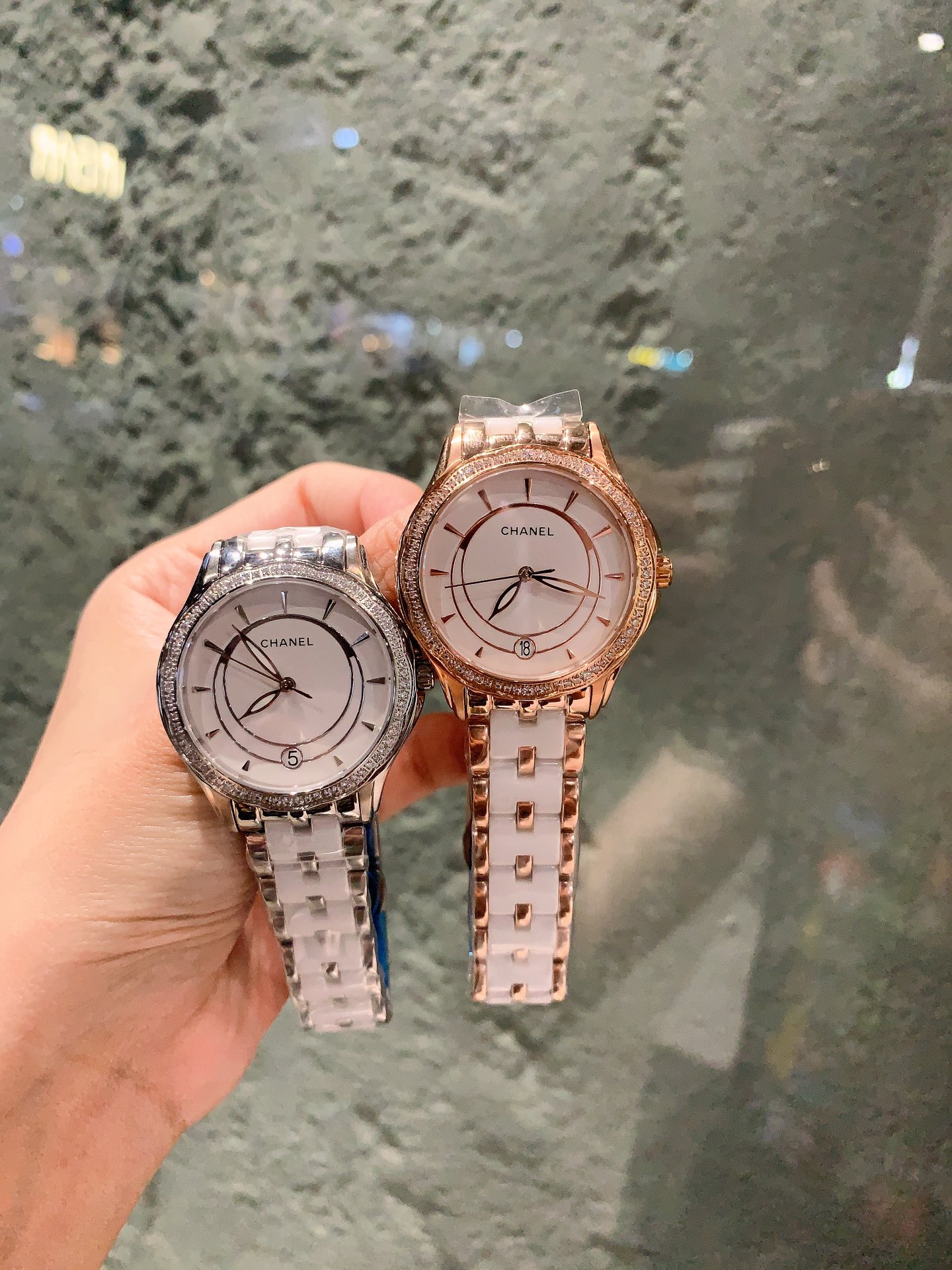 【18-22日にお届け】CHANEL  レディース 腕時計   35MM