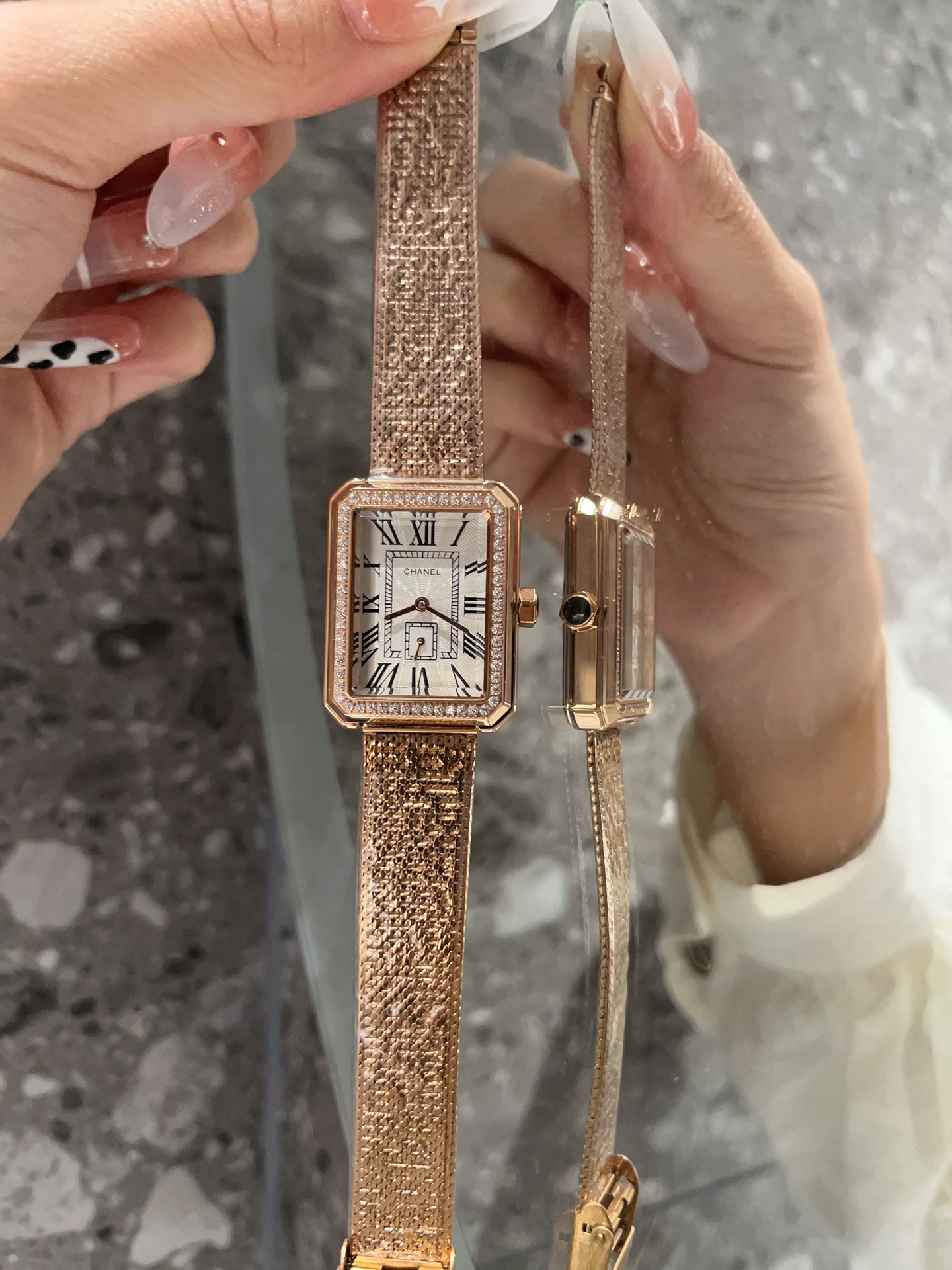 【18-22日にお届け】CHANEL  レディース 腕時計  