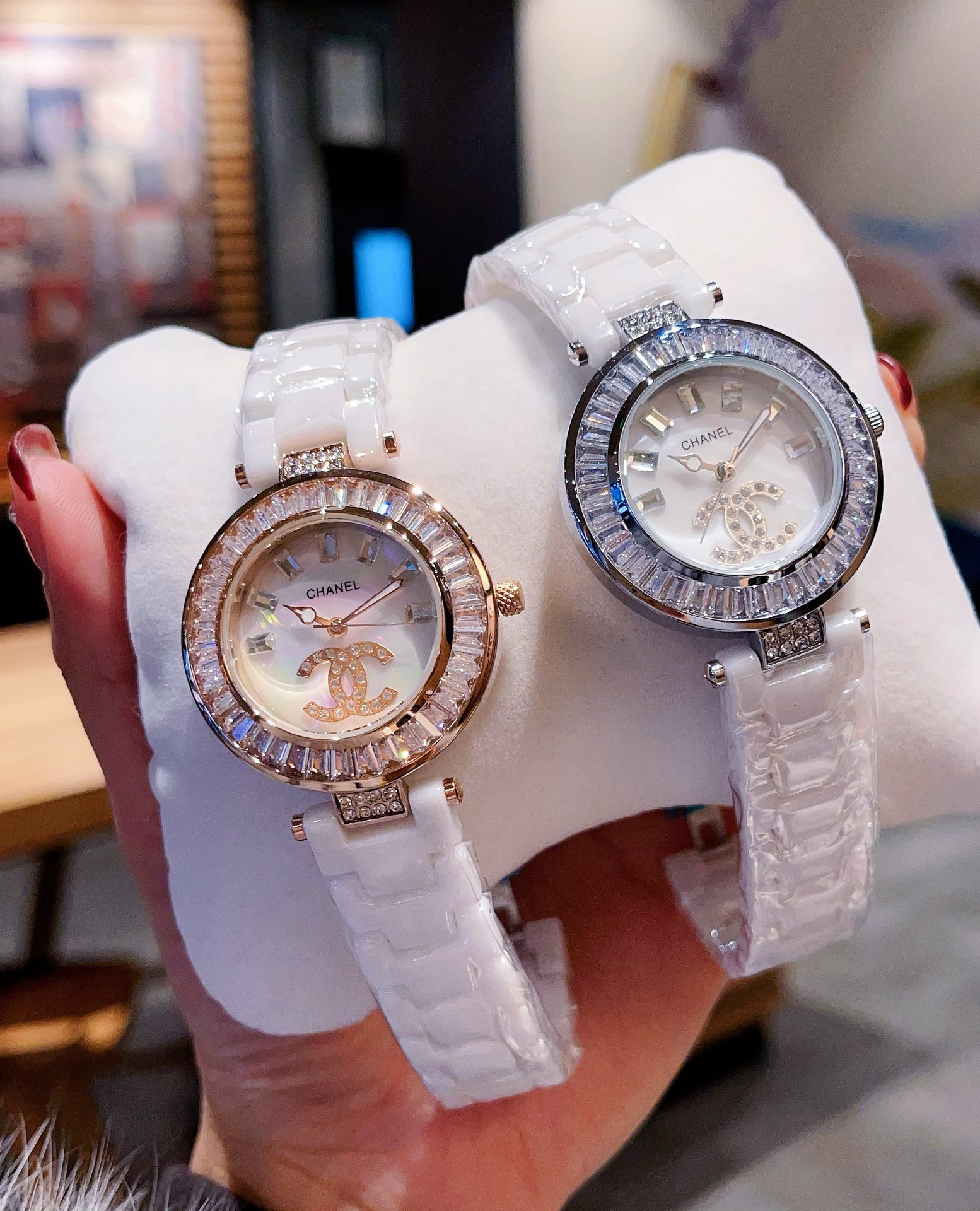【18-22日にお届け】CHANEL  レディース 腕時計  