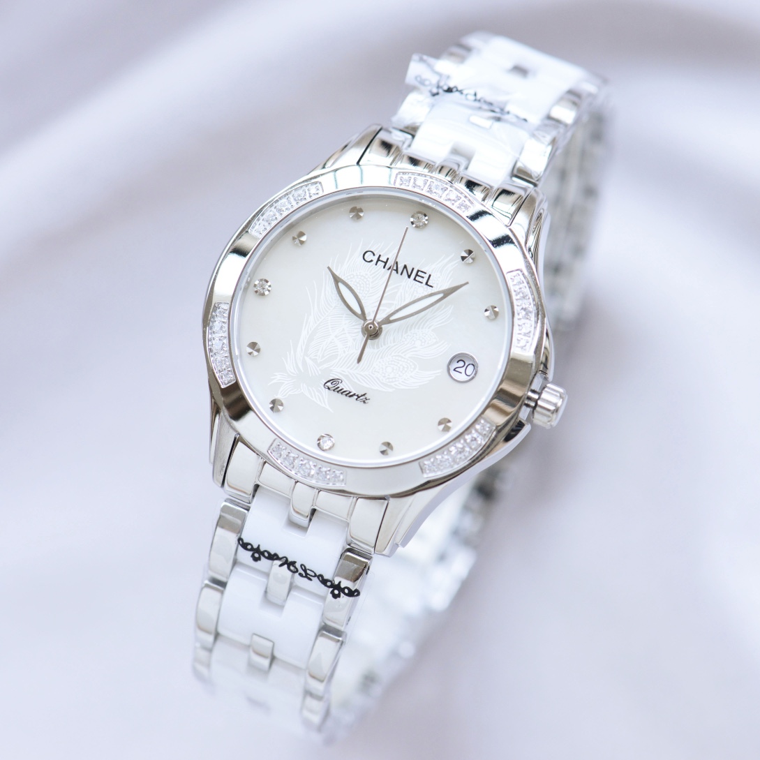 【18-22日にお届け】CHANEL  レディース 腕時計   34MM