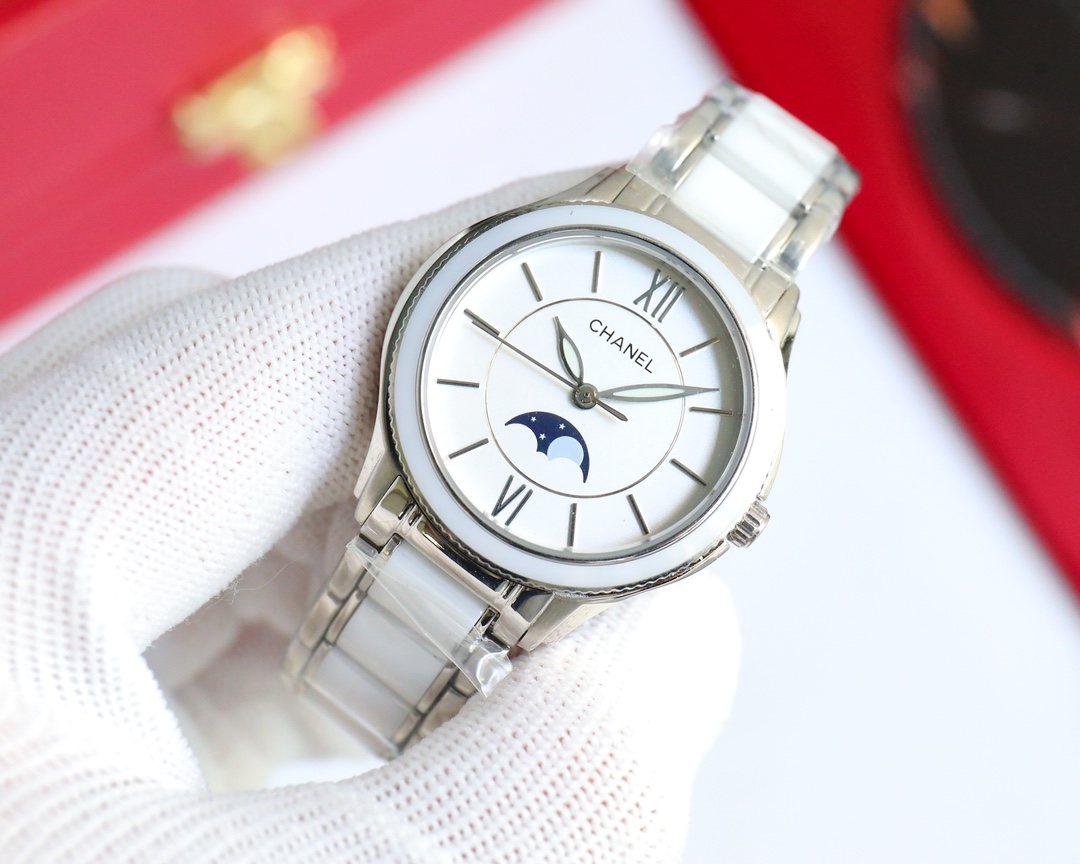 【18-22日にお届け】CHANEL  レディース 腕時計   33MM