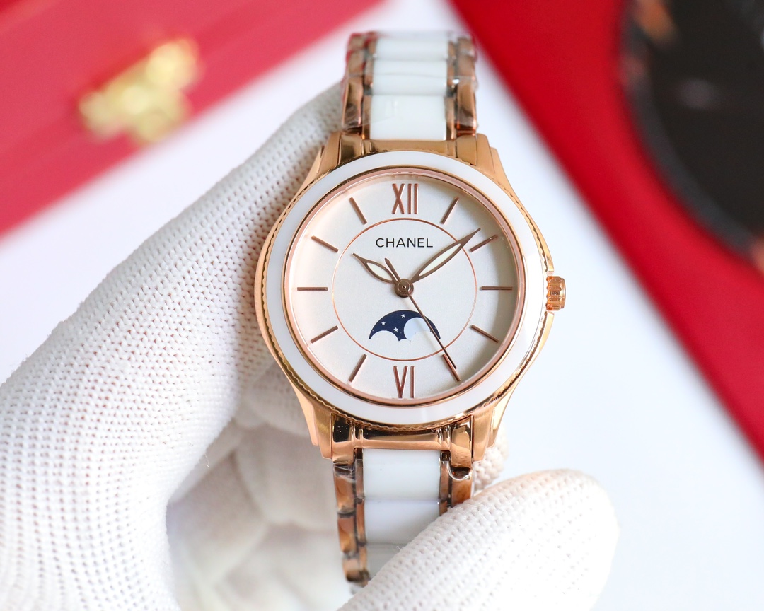 【18-22日にお届け】CHANEL  レディース 腕時計   33MM