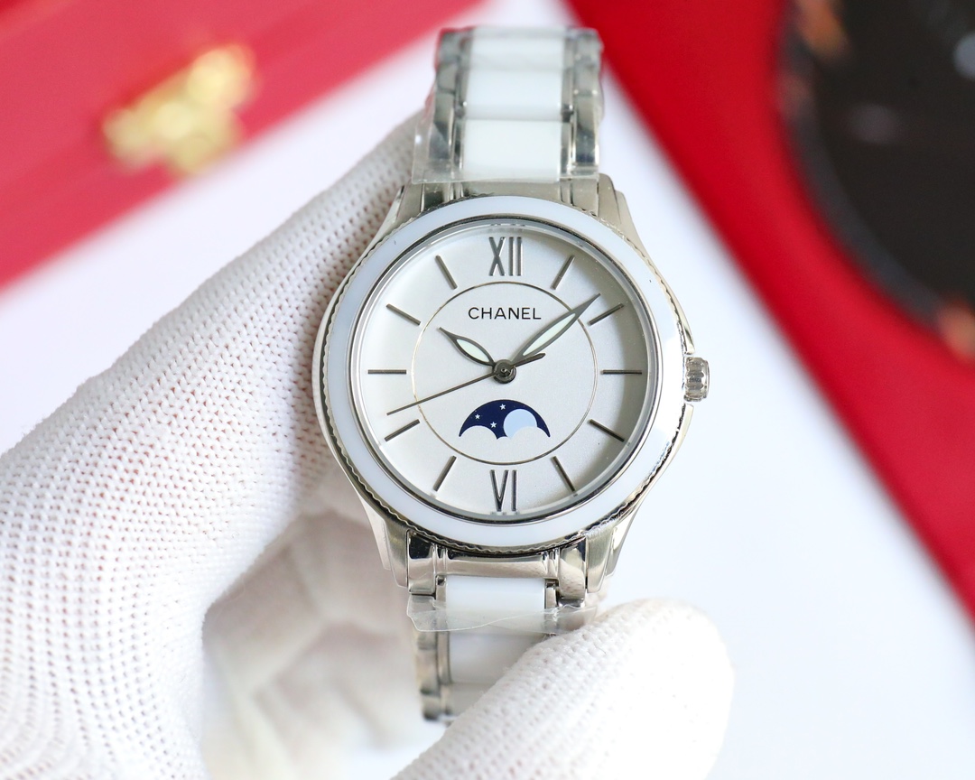 【18-22日にお届け】CHANEL  レディース 腕時計   33MM