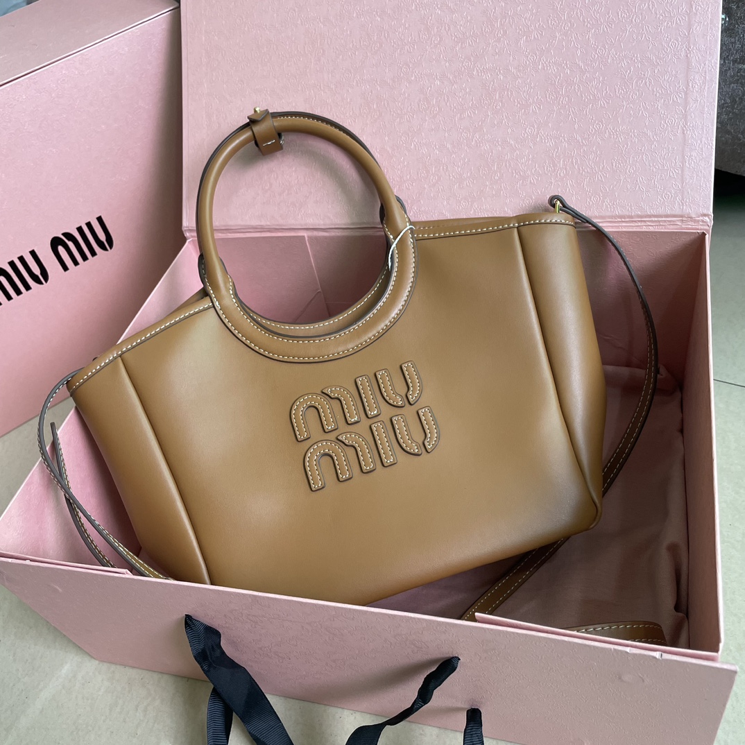 【MIUMIU】hobo