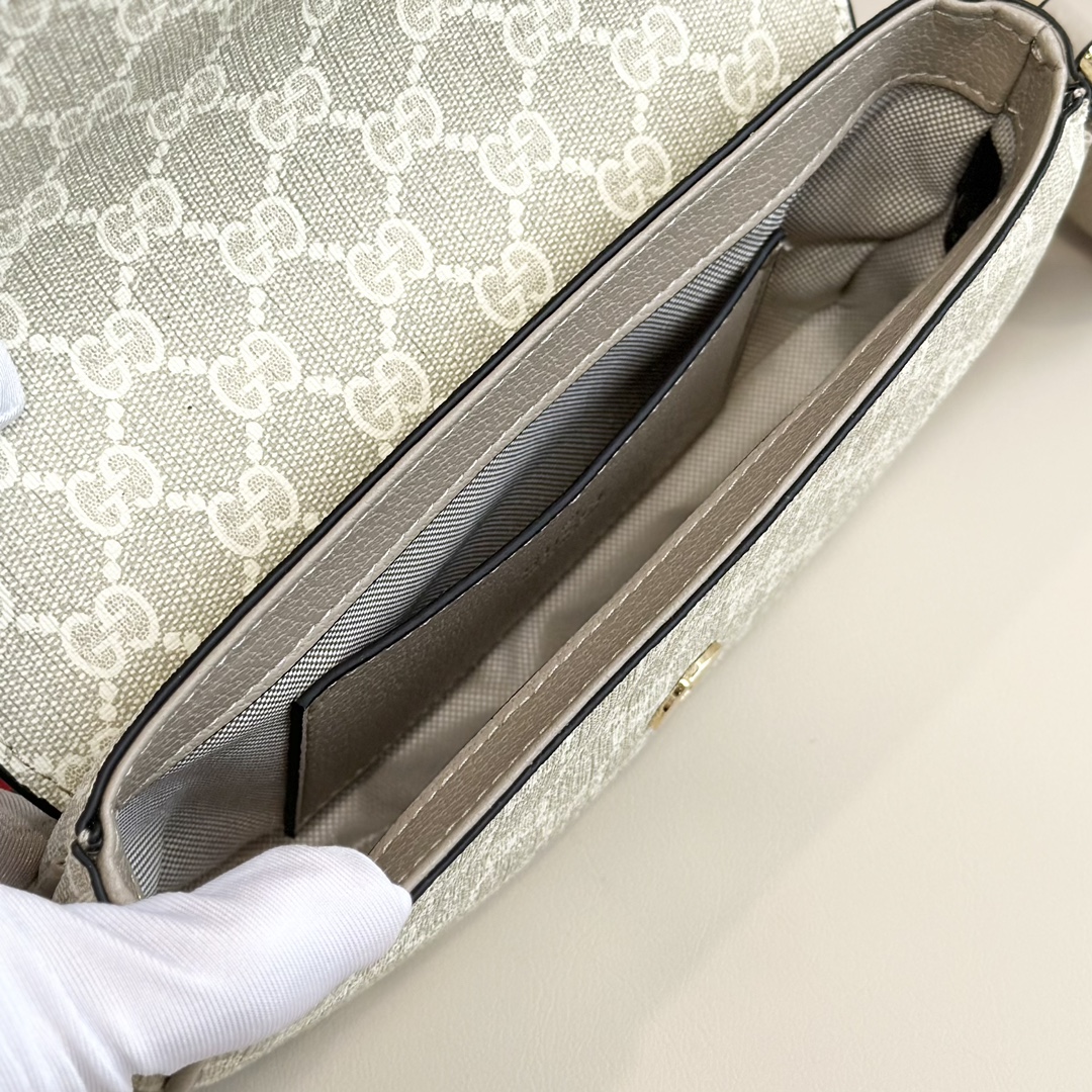 【GUCCI】764961 13x22x4cm