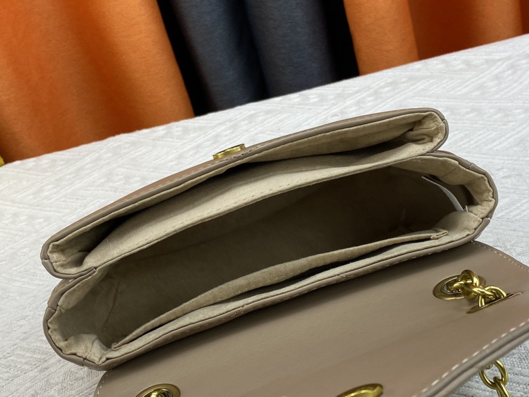 【LOUIS VUITTON】Multi Pochette Accessoires