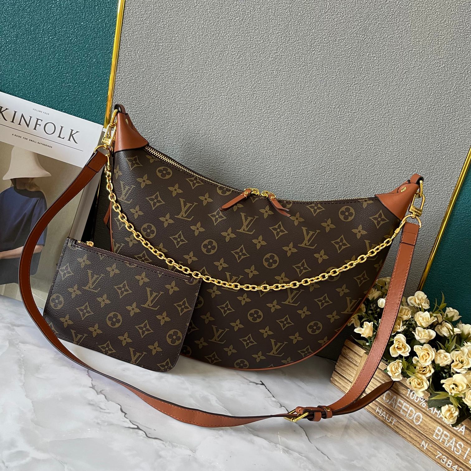 【LOUIS VUITTON】Loop Hobo