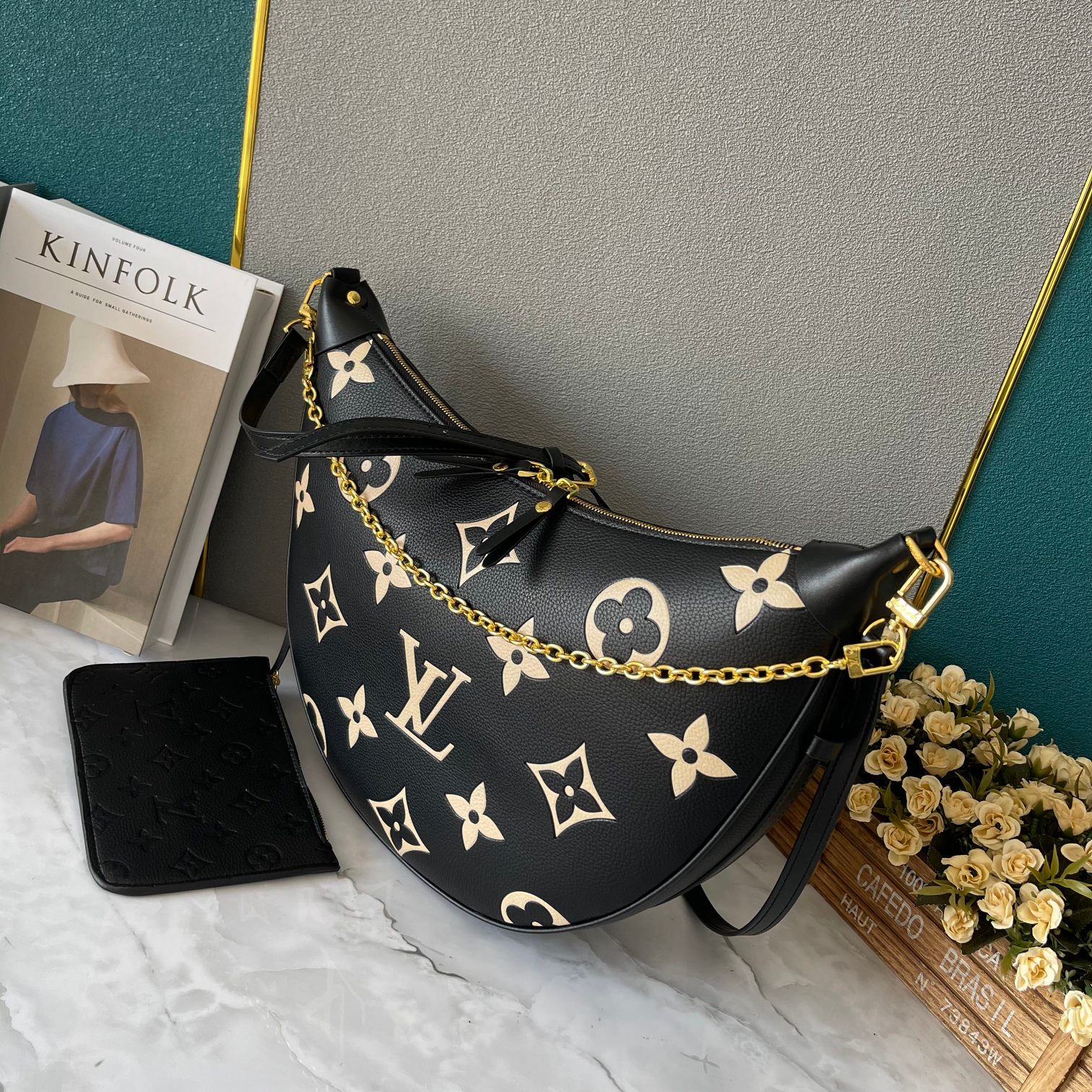 【LOUIS VUITTON】Loop Hobo