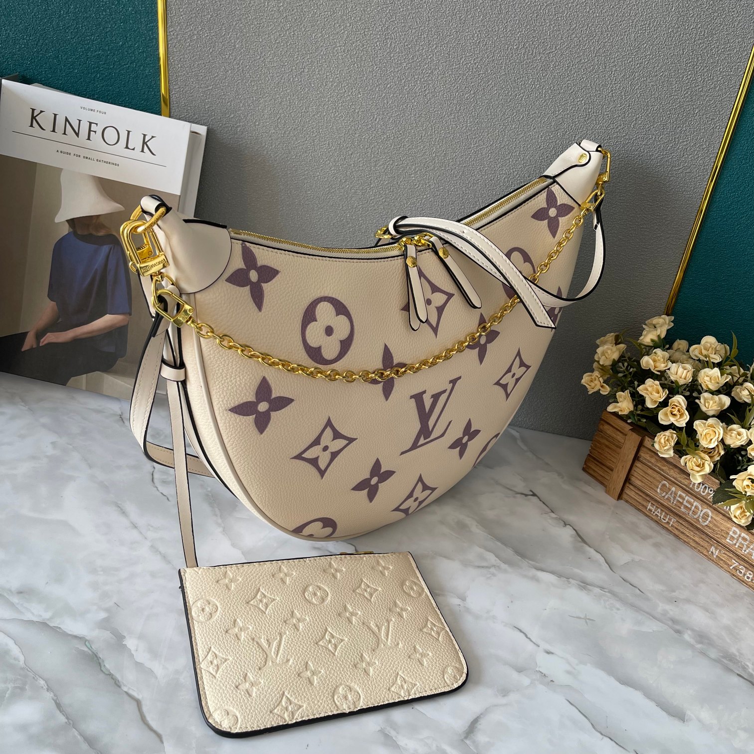 【LOUIS VUITTON】Loop Hobo