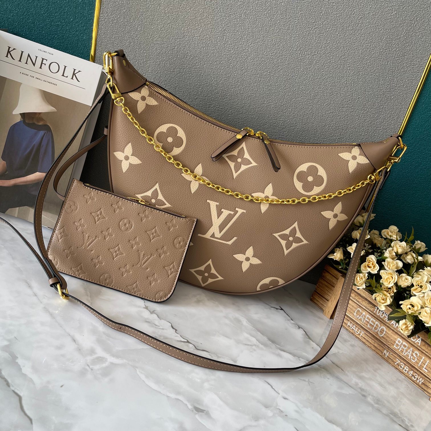 【LOUIS VUITTON】Loop Hobo