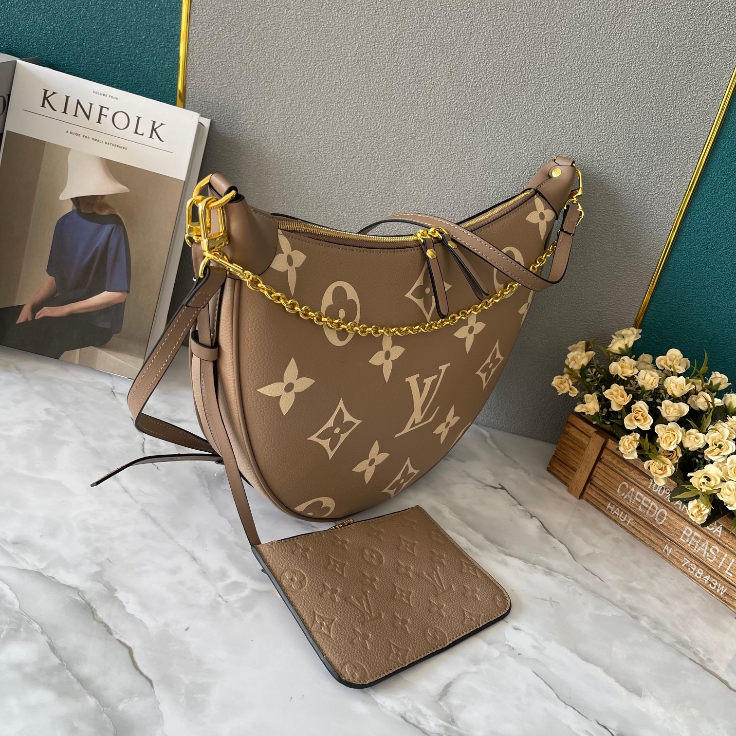 【LOUIS VUITTON】Loop Hobo